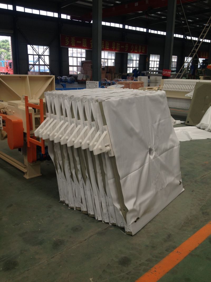Filter plate